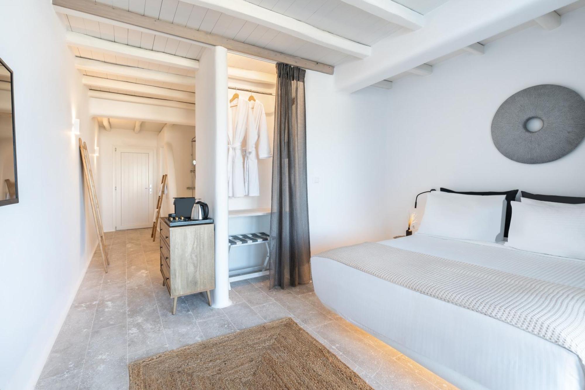 Hotel White Stone Mykonos à Agios Ioannis Diakoftis Extérieur photo